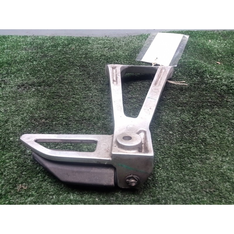 Recambio de estribo para honda cb500 x referencia OEM IAM 50725MGZJ00 13-18 - POSAPIE TRASERO.IZQUIERDO