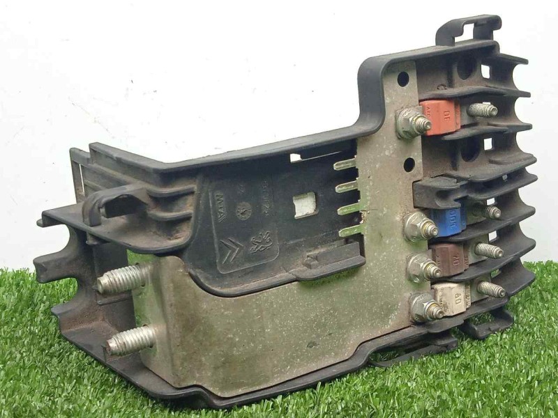 Recambio de caja reles / fusibles para peugeot partner kasten 1.6 16v hdi fap referencia OEM IAM 9660222380  