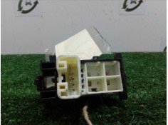 Recambio de mando elevalunas trasero derecho para toyota auris 1.3 16v cat referencia OEM IAM 8292R95   2