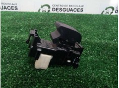 Recambio de mando elevalunas trasero izquierdo para toyota auris 1.3 16v cat referencia OEM IAM 8292V95  