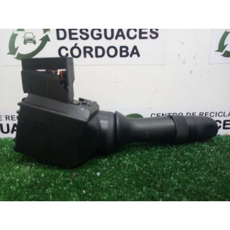 Recambio de mando limpia para toyota auris 1.3 16v cat referencia OEM IAM 02411-J99-17F582 07-13 