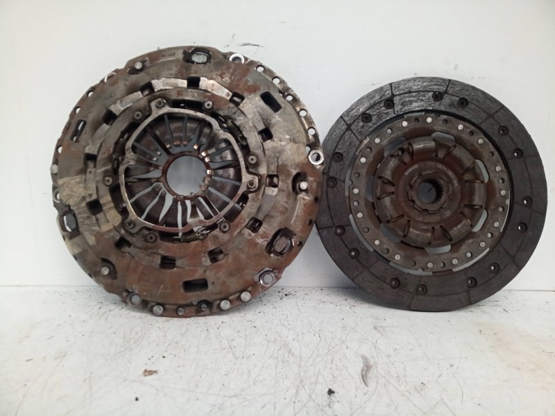 Recambio de kit embrague para ford mondeo berlina (ge) 1.8 cat referencia OEM IAM   