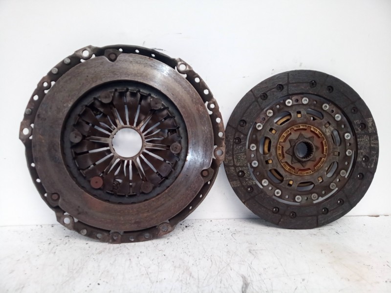 Recambio de kit embrague para ford mondeo berlina (ge) 1.8 cat referencia OEM IAM   