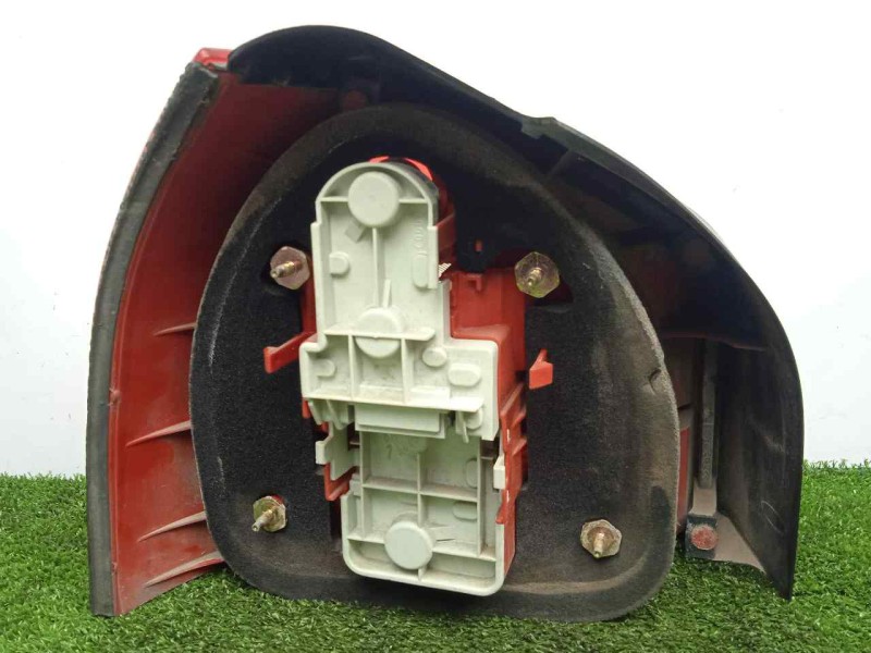 Recambio de piloto trasero derecho para audi a3 (8l) 1.6 referencia OEM IAM 8L0945096B  