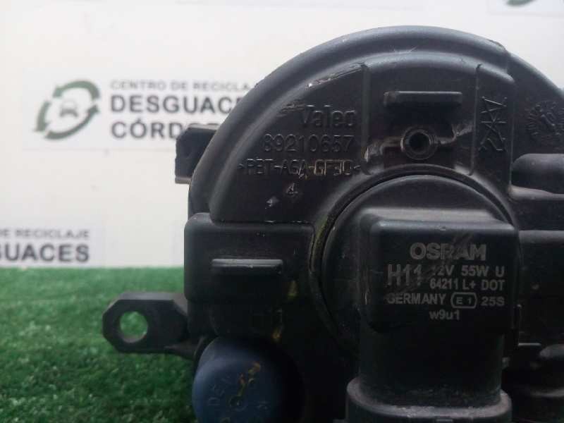 Recambio de faro antiniebla izquierdo para toyota auris 1.3 16v cat referencia OEM IAM 812200D041-89206391  VALEO