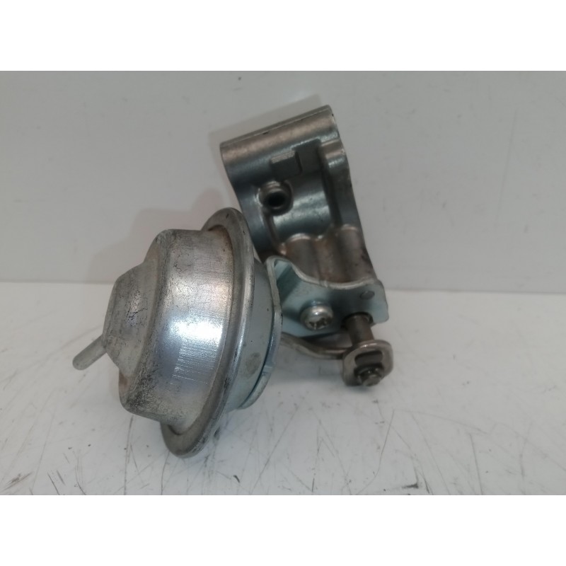 Recambio de caja mariposa para toyota auris 1.4 turbodiesel cat referencia OEM IAM 8967221020-27020-1027  