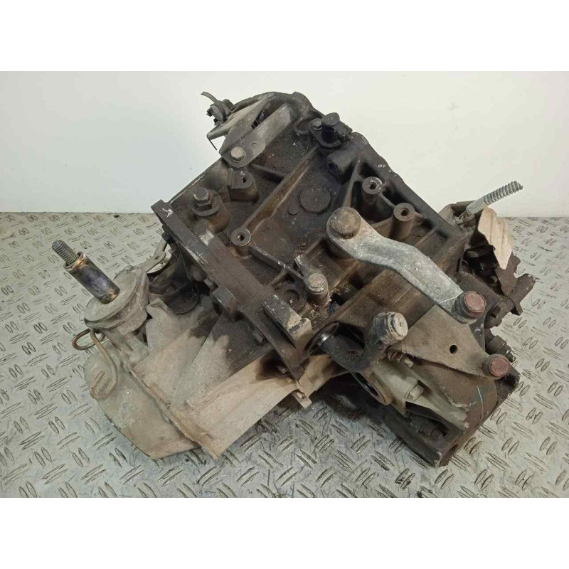 Recambio de caja cambios para citroën xsara berlina 1.9 diesel referencia OEM IAM 20DL41 5.VELOCIDADES MANUAL