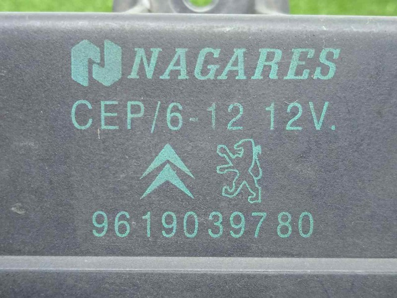 Recambio de caja precalentamiento para citroën xsara berlina 2.0 hdi cat (rhy / dw10td) referencia OEM IAM 9619039780  