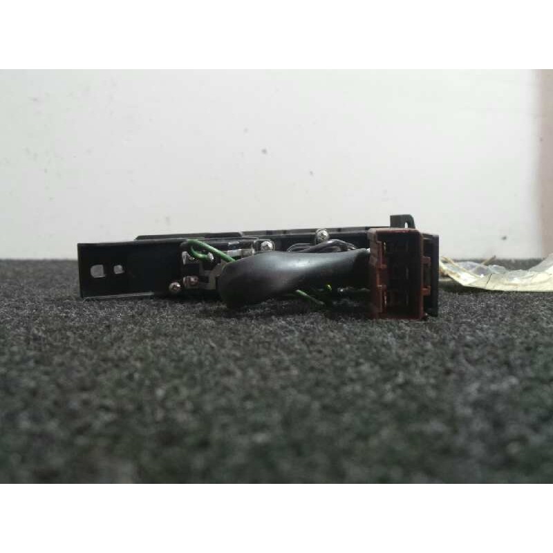 Recambio de mando elevalunas trasero izquierdo para mg serie 45 (rt) 1.6 16v cat referencia OEM IAM   