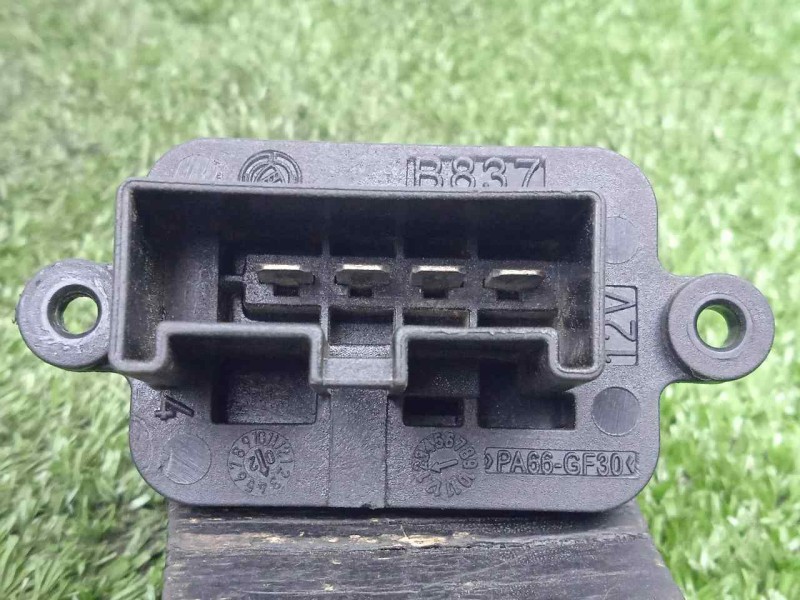 Recambio de resistencia calefaccion para fiat stilo (192) 1.6 16v cat referencia OEM IAM  4.PINES 