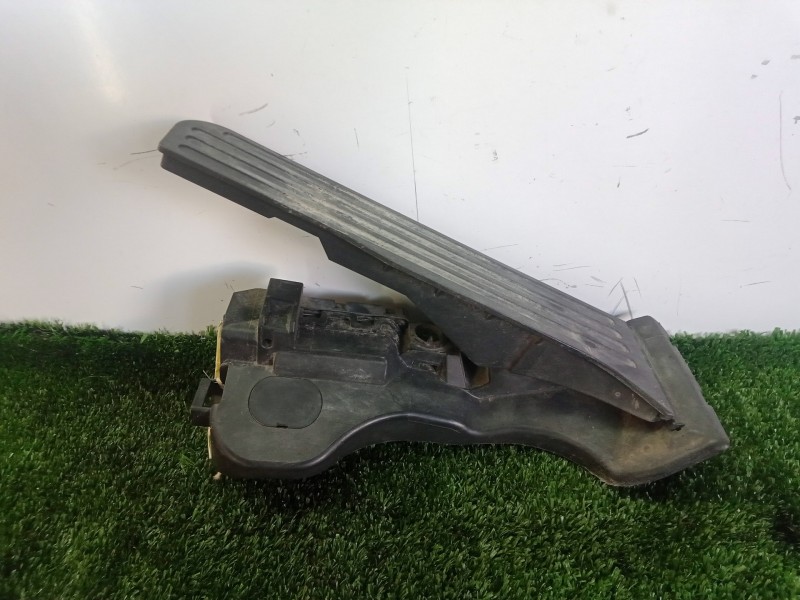 Recambio de pedal acelerador para seat leon (1p1) 1.9 tdi referencia OEM IAM 1K1721503P  