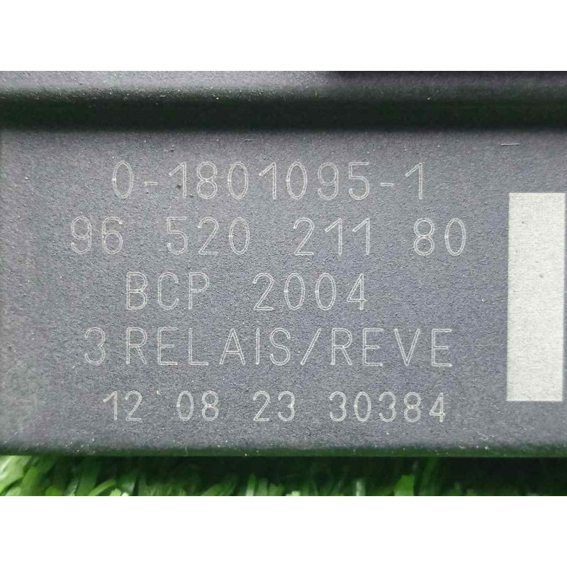 Recambio de caja precalentamiento para peugeot partner kasten 1.6 16v hdi fap referencia OEM IAM 9652021180  