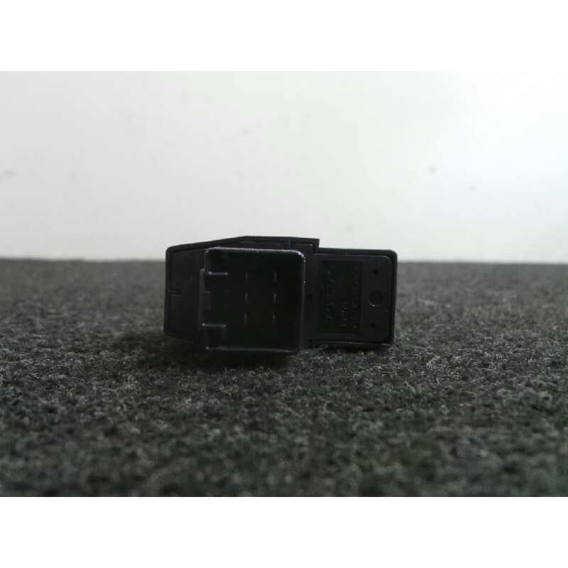 Recambio de mando elevalunas trasero derecho para volvo s60 berlina 2.4 diesel cat referencia OEM IAM   