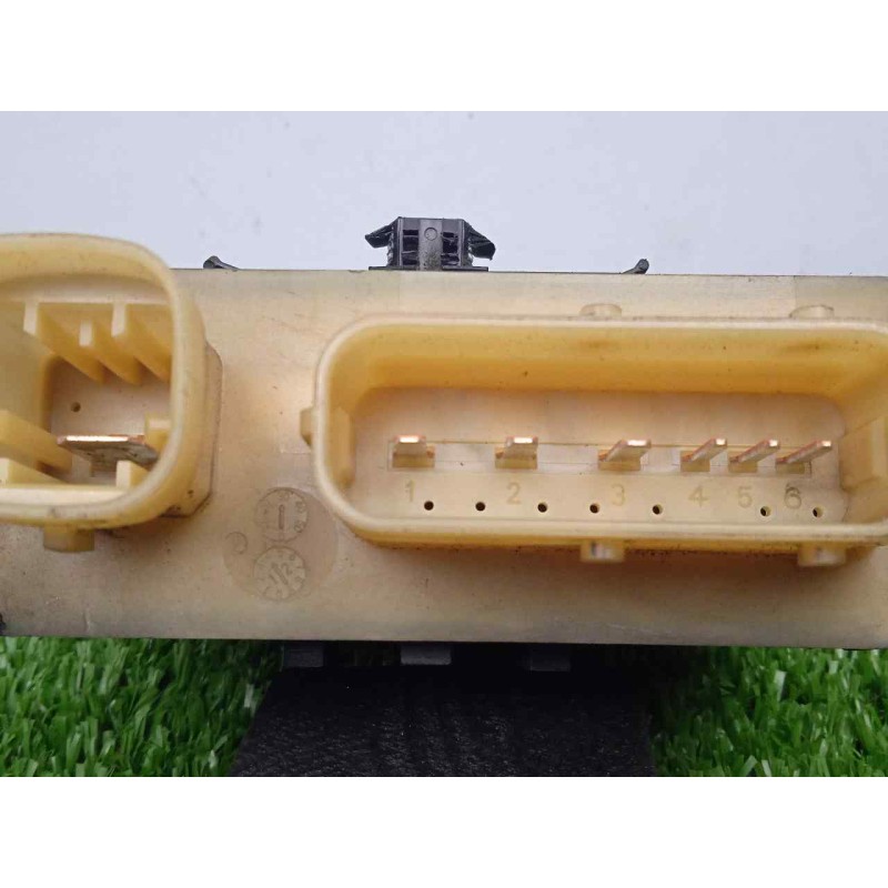 Recambio de caja precalentamiento para peugeot partner kasten 1.6 16v hdi fap referencia OEM IAM 9652021180  