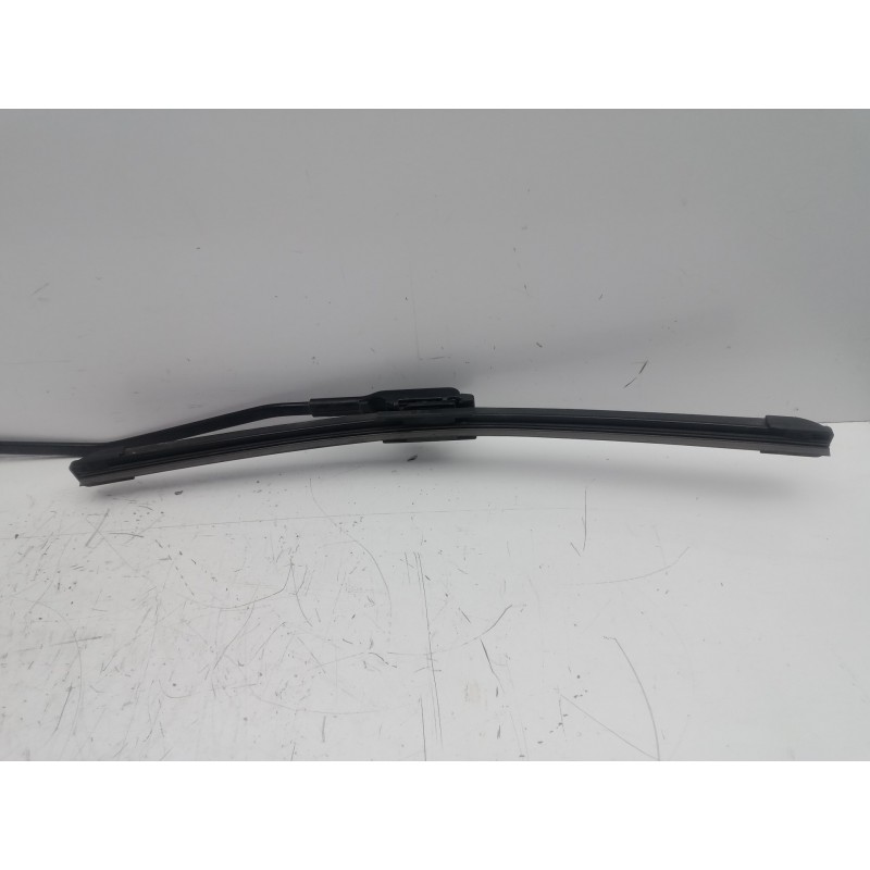 Recambio de brazo limpia delantero derecho para dacia dokker express 1.5 dci diesel fap cat referencia OEM IAM   