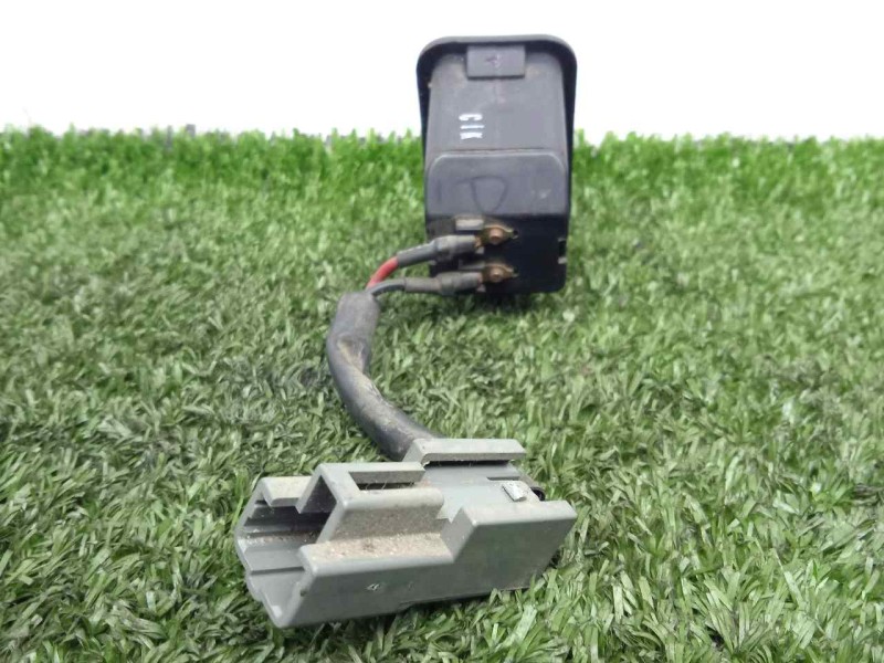 Recambio de interruptor para hyundai santa fe (bm) 2.2 crdi cat referencia OEM IAM 935552B000 GASOLINA 