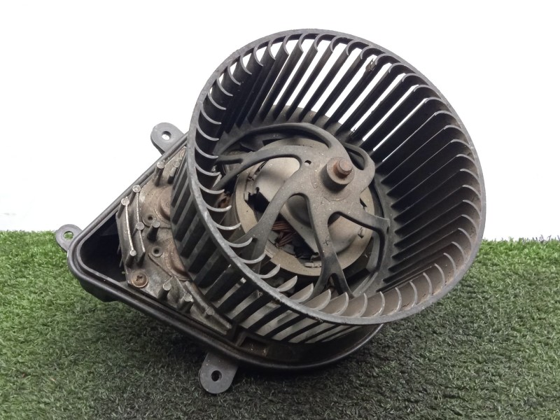 Recambio de motor calefaccion para peugeot 106 (s2) 1.4 referencia OEM IAM C22828229X SIN.CLIMA Ø145MM