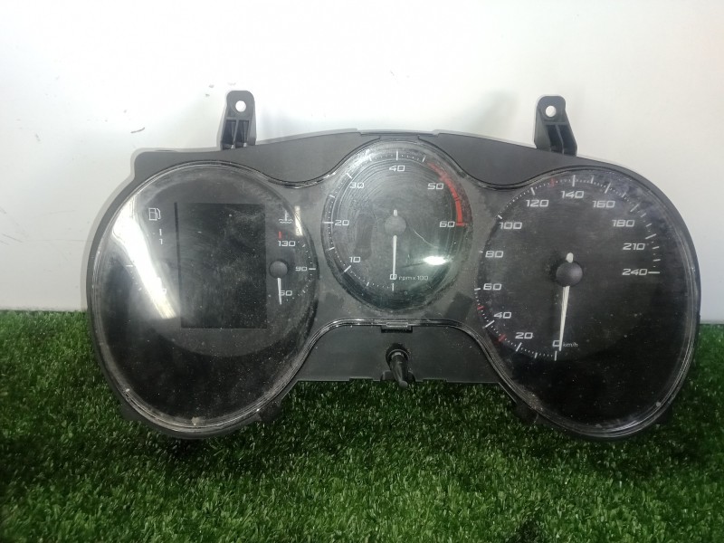 Recambio de cuadro instrumentos para seat leon (1p1) 1.6 tdi referencia OEM IAM 1P0920853C-A2C53387420  