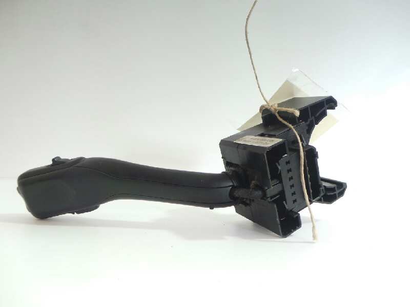 Recambio de mando limpia para volkswagen golf iv berlina (1j1) 1.6 referencia OEM IAM 4BO953503H  