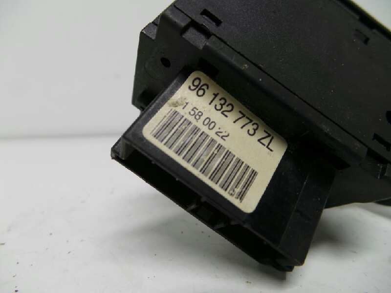 Recambio de mando limpia para citroën xantia berlina referencia OEM IAM 96132773ZL  1580022