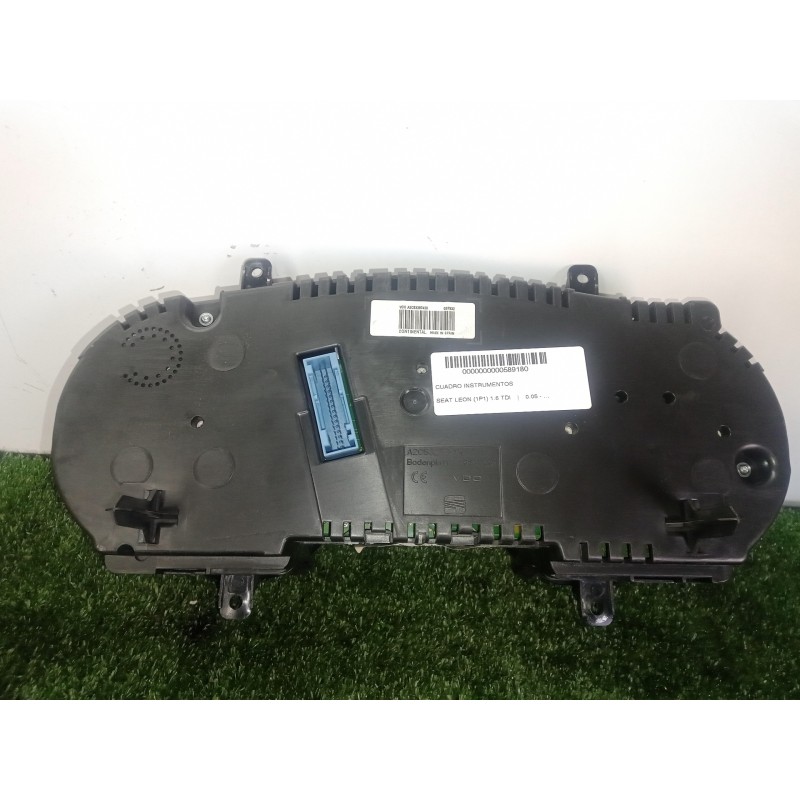 Recambio de cuadro instrumentos para seat leon (1p1) 1.6 tdi referencia OEM IAM 1P0920853C-A2C53387420  