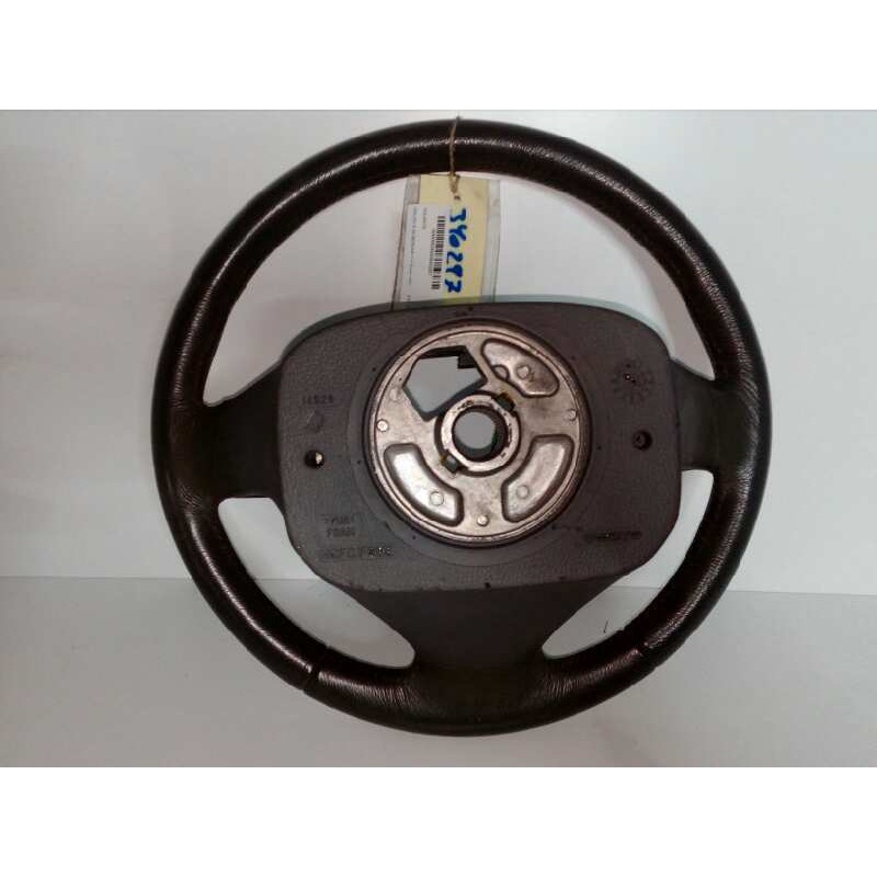 Recambio de volante para volvo s60 berlina 2.4 diesel cat referencia OEM IAM 8666882 CUERO 