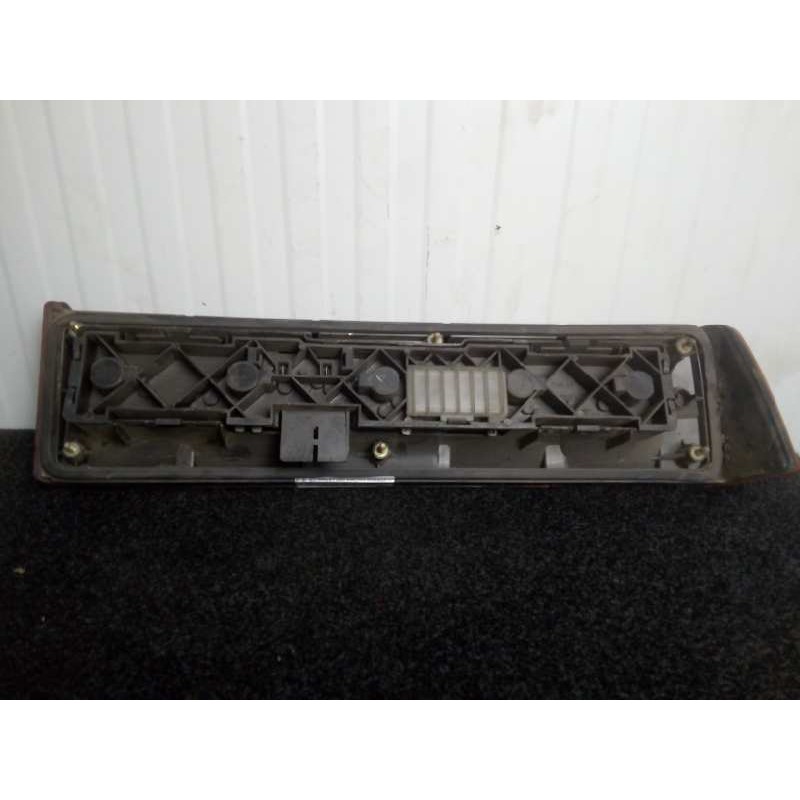 Recambio de piloto trasero izquierdo para volkswagen santana (327) 1.6 diesel (cr. jk. jp) referencia OEM IAM   