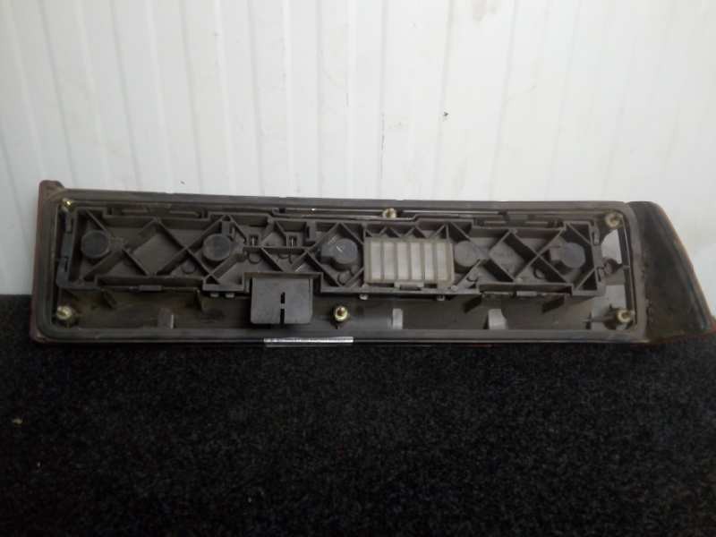 Recambio de piloto trasero izquierdo para volkswagen santana (327) 1.6 diesel (cr. jk. jp) referencia OEM IAM   