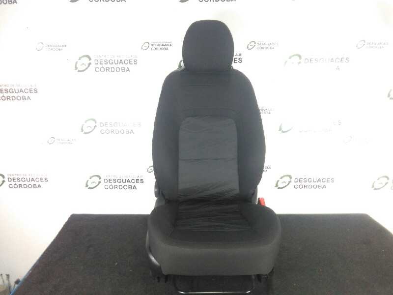 Recambio de asiento delantero derecho para kia cee´d 1.4 cat referencia OEM IAM  3.PUERTAS ABATIBLE