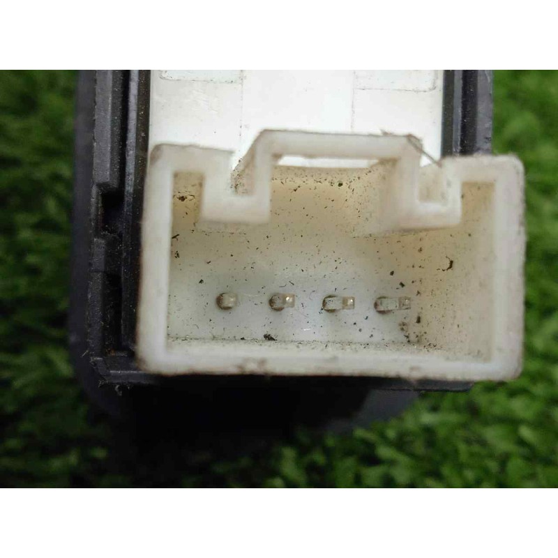 Recambio de mando elevalunas delantero derecho para skoda fabia (5j2 ) 1.2 referencia OEM IAM   