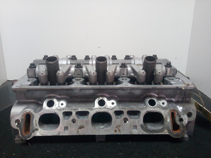 Recambio de culata para chrysler new yorker (lh) 3.5 cat referencia OEM IAM 199888  LADO IZQUIERDO