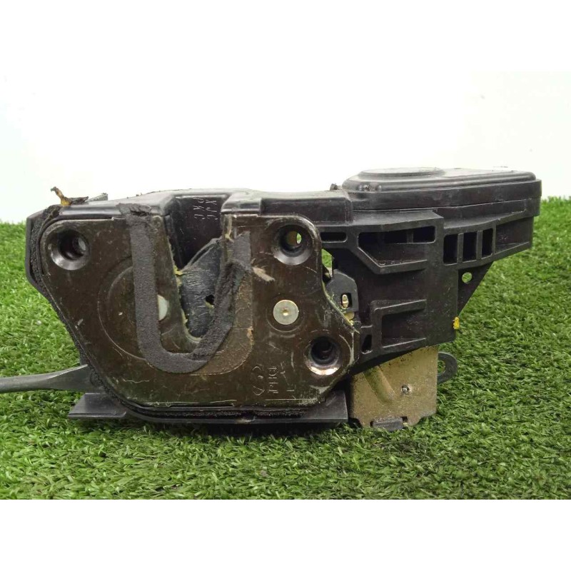 Recambio de cerradura puerta delantera izquierda para hyundai matrix (fc) 1.6 cat referencia OEM IAM SINREFERENCIA 4.PINES 