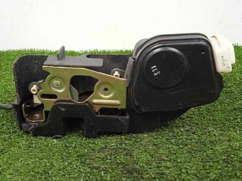 Recambio de cerradura puerta delantera izquierda para hyundai matrix (fc) 1.6 cat referencia OEM IAM SINREFERENCIA 4.PINES 