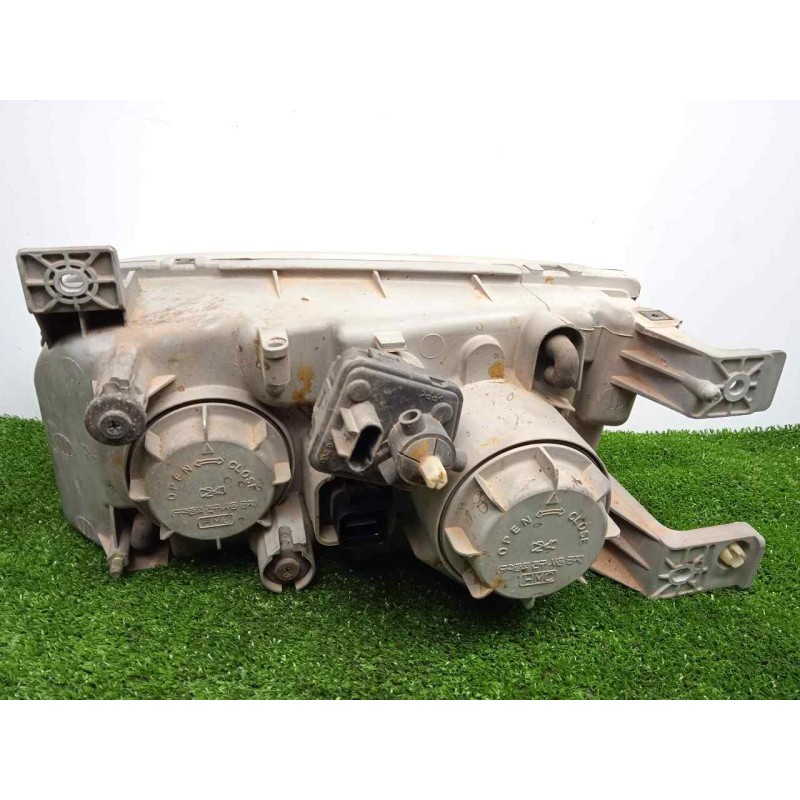 Recambio de faro derecho para hyundai trajet (fo) 2.0 16v cat referencia OEM IAM SINREFERENCIA  