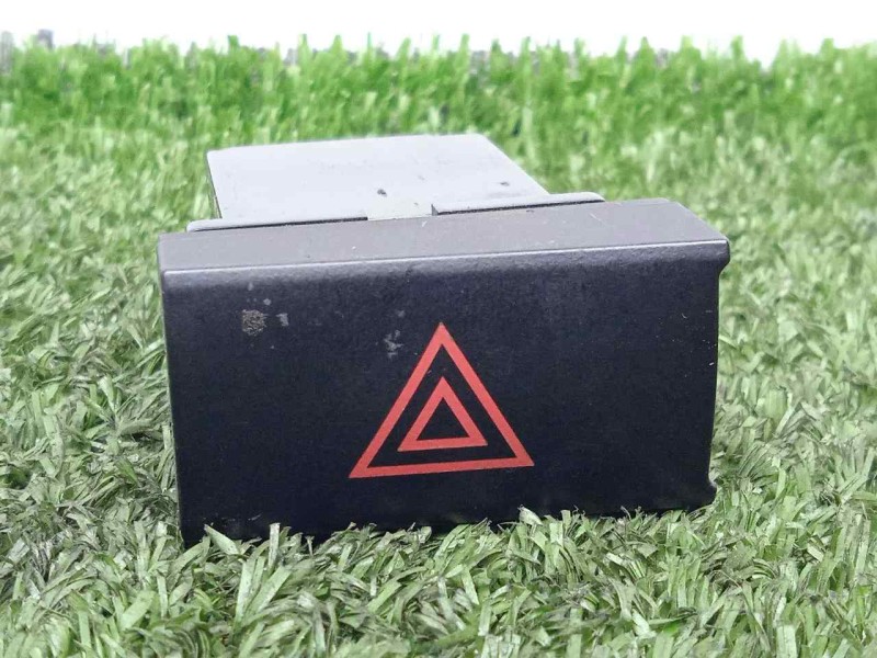 Recambio de warning para hyundai santa fe (bm) 2.2 crdi cat referencia OEM IAM 937902B101CA 8.PINES 