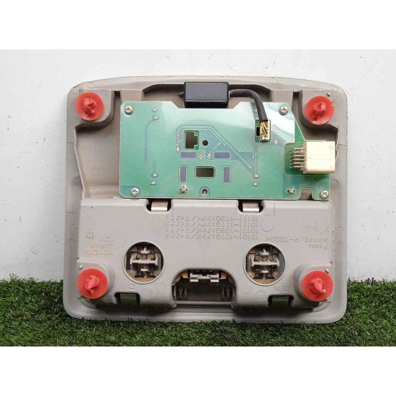 Recambio de luz interior para toyota rav 4 2.2 d-4d cat referencia OEM IAM SINREFERENCIA  