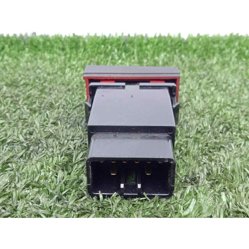 Recambio de warning para hyundai santa fe (bm) 2.2 crdi cat referencia OEM IAM 937902B101CA 8.PINES 