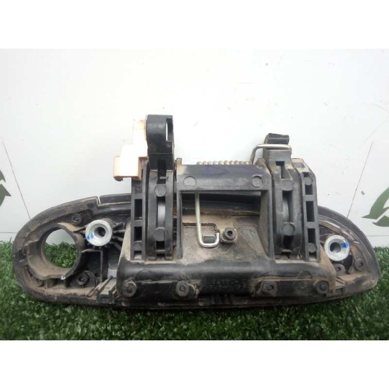 Recambio de maneta exterior delantera izquierda para hyundai i10 1.1 12v cat referencia OEM IAM 826500X000  