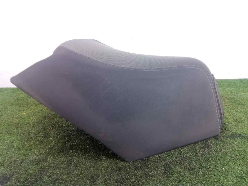 Recambio de asiento para peugeot satelis ii 125 referencia OEM IAM 1178082300-1178159400 DELANTERO 