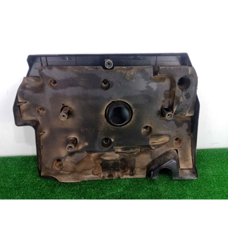 Recambio de tapa motor para toyota rav 4 2.2 d-4d cat referencia OEM IAM   