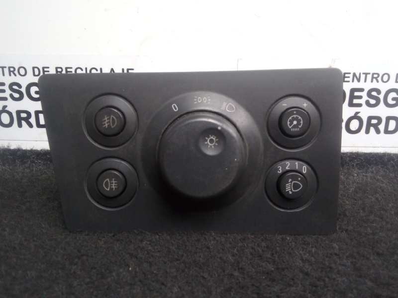 Recambio de interruptor luces para opel zafira b 1.9 cdti referencia OEM IAM 13205865-04060111 2.ANTINIEBLAS 