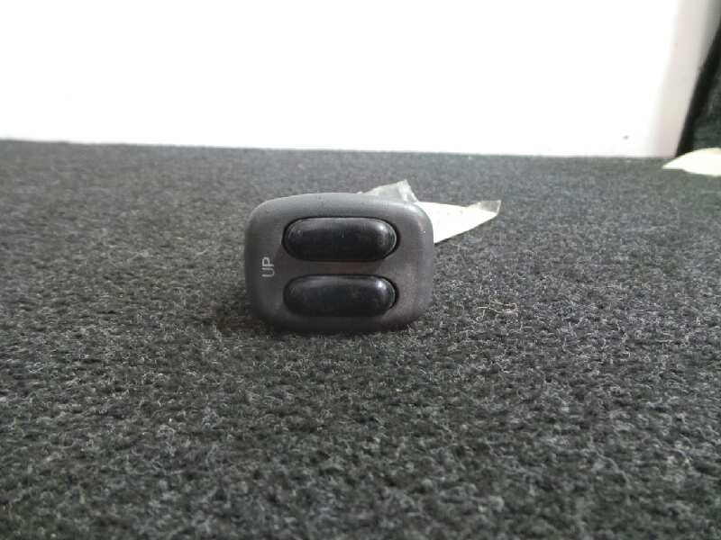 Recambio de mando elevalunas delantero izquierdo para hyundai atos (mx) 1.0 cat referencia OEM IAM  BOTONERA DOBLE 