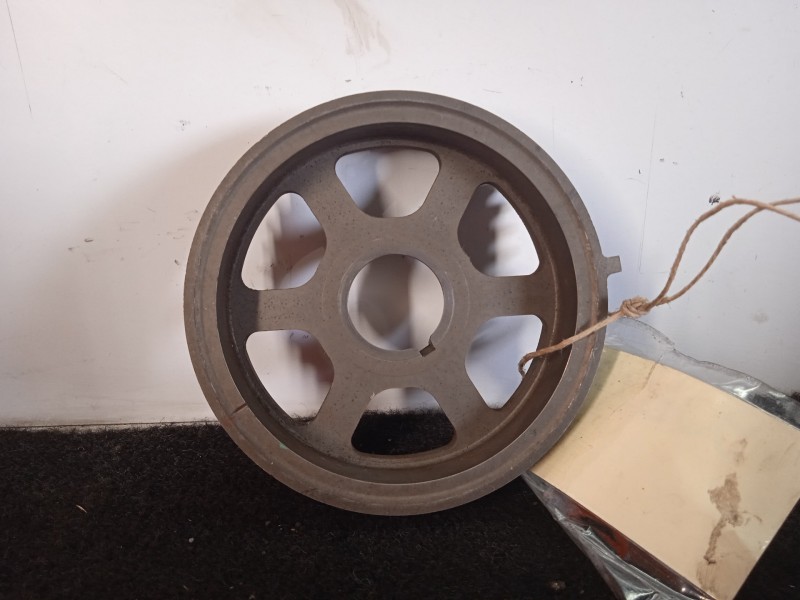 Recambio de polea arbol levas para toyota corolla (e12) 2.0 turbodiesel cat referencia OEM IAM NOTIENEREFERENCIA  