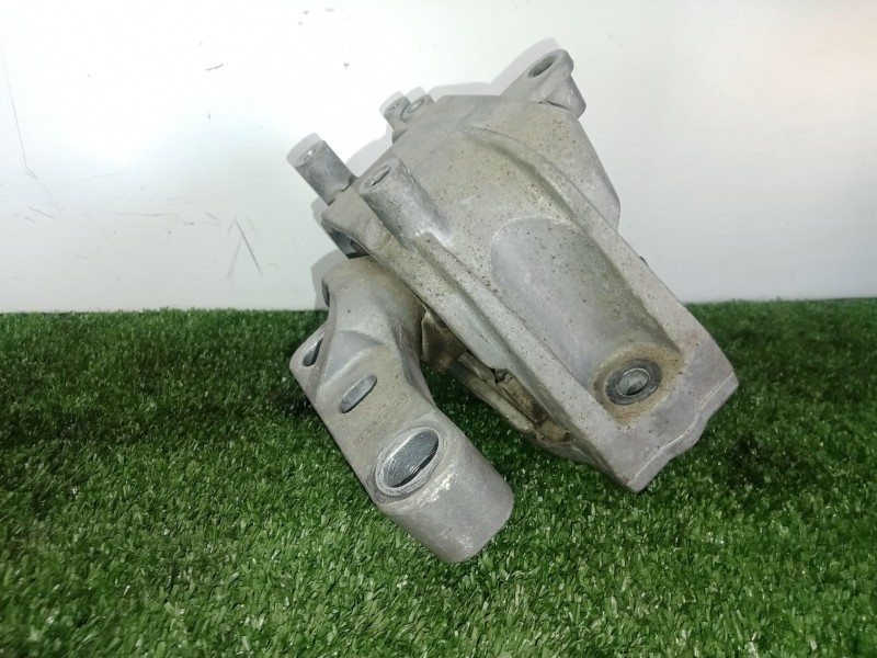 Recambio de soporte motor izquierdo para seat leon (1p1) 1.6 tdi referencia OEM IAM 1K0199262CN  