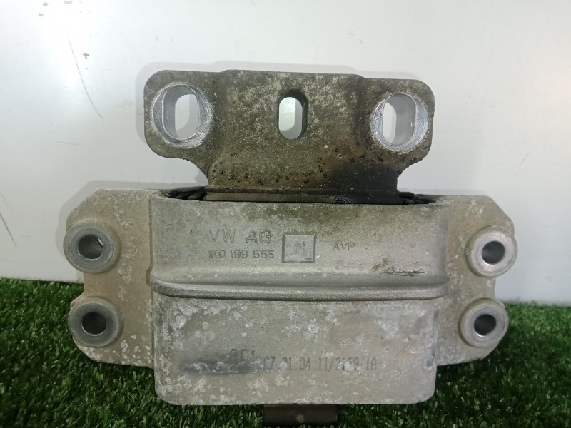 Recambio de soporte motor izquierdo para seat leon (1p1) 1.6 tdi referencia OEM IAM 1K0199555M  