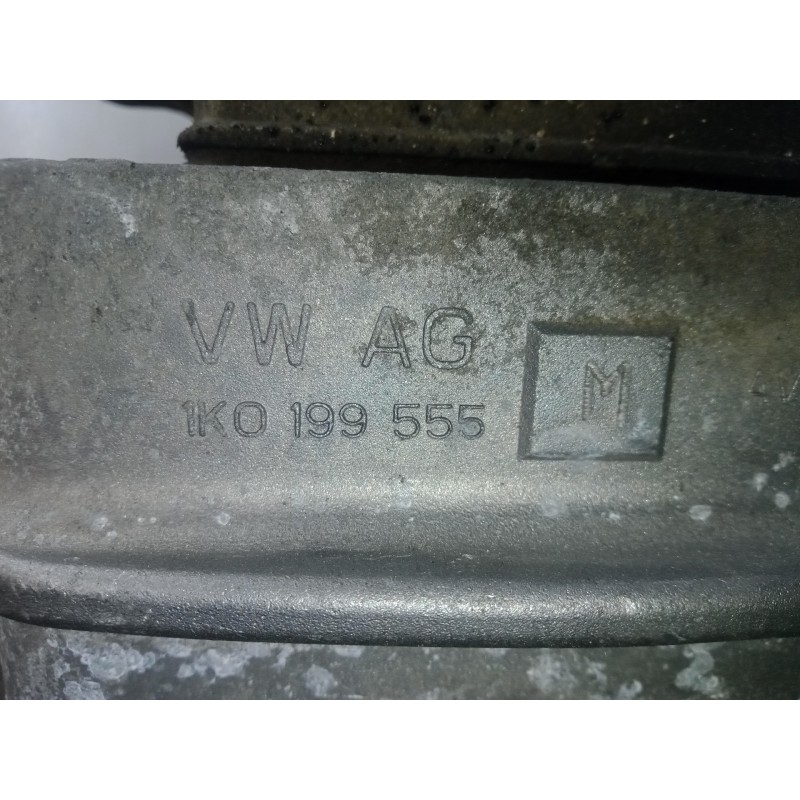 Recambio de soporte motor izquierdo para seat leon (1p1) 1.6 tdi referencia OEM IAM 1K0199555M  