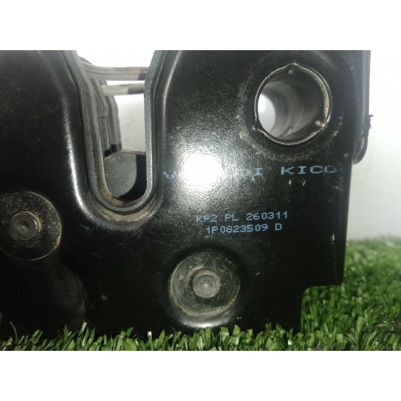 Recambio de cerradura capot para seat leon (1p1) 1.6 tdi referencia OEM IAM 1P0823509D  