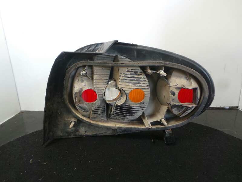 Recambio de piloto trasero izquierdo para renault megane i coach/coupe (da0) referencia OEM IAM  COUPE MASCARA AMARILLA