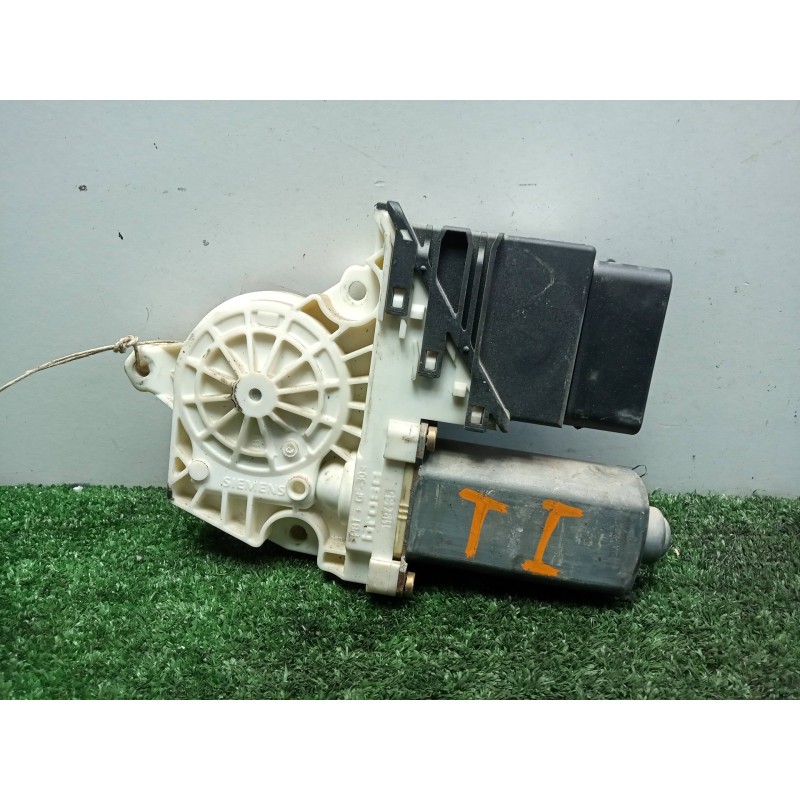 Recambio de motor elevalunas trasero izquierdo para seat toledo (1m2) 1.9 tdi referencia OEM IAM 9776101439203-F005S00049  