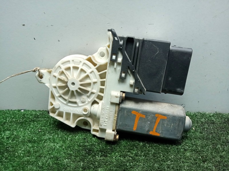 Recambio de motor elevalunas trasero izquierdo para seat toledo (1m2) 1.9 tdi referencia OEM IAM 9776101439203-F005S00049  